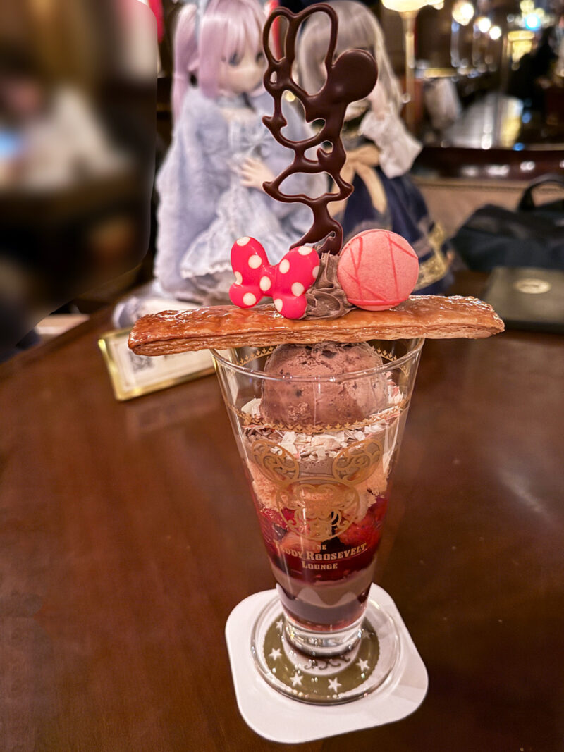 しれっと頼んだ限定パフェ